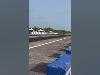 Toyota Mark X 350S vs BMW 4 series