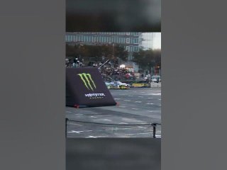 Toyota JZX100 Chaser Outruns Mazda Miata/MX5/Roadster In Drift Battle