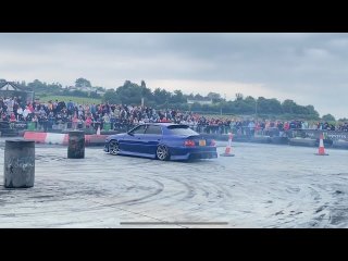 CRAZY!! BLUE Toyota Chaser JZX100 (DRIFTING, DIFFIN & More)