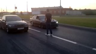 BMW 135 vs Toyota Chaser Tourer V