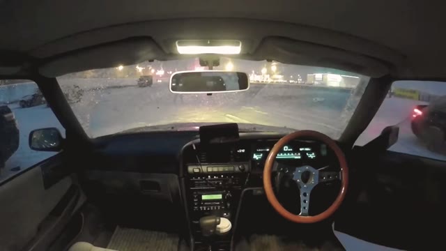 Toyota Mark II winter drift