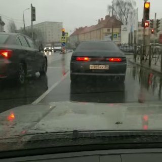 TOYOTA MARK II НЕ ДЕТСКИЙ ДРИФТ И ДЫМИТ НА УЛИЦАХ КАЛИНИНГРАДА